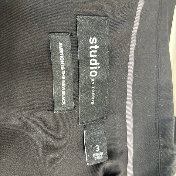 Torrid black blazer - Picture 8 of 13